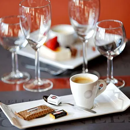 Hotel Grand De La Seine