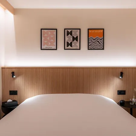 Grand De La Seine Hotel 4*