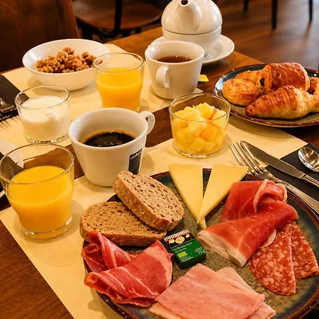 Hotel Grand De La Seine 4*