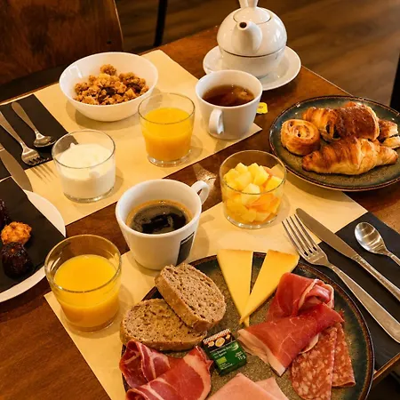Hotel Grand De La Seine 4*