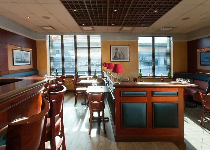 Grand De La Seine Otel