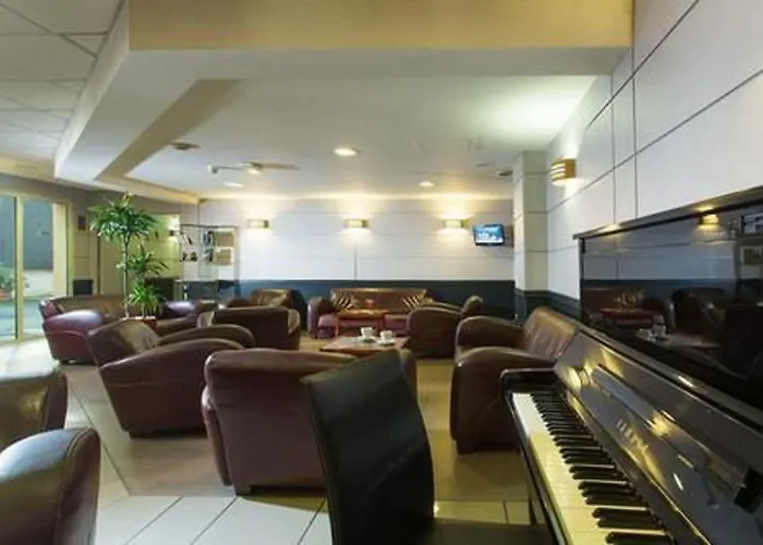 Grand De La Seine 酒店 4*