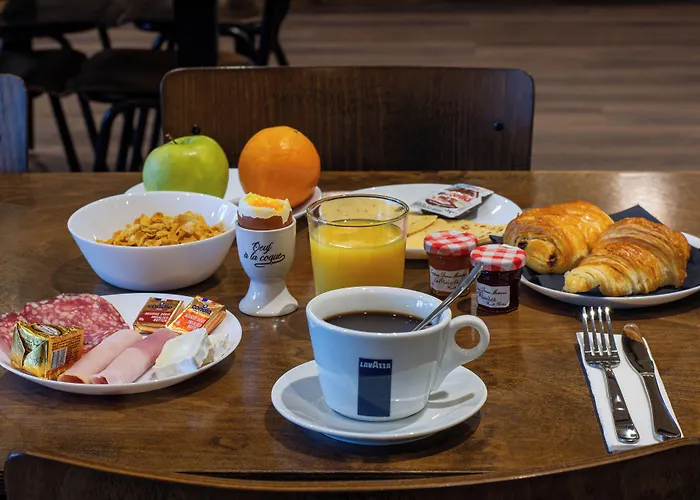 Kyriad Centre Hotel 4*