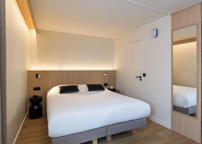 Grand De La Seine Otel Rouen